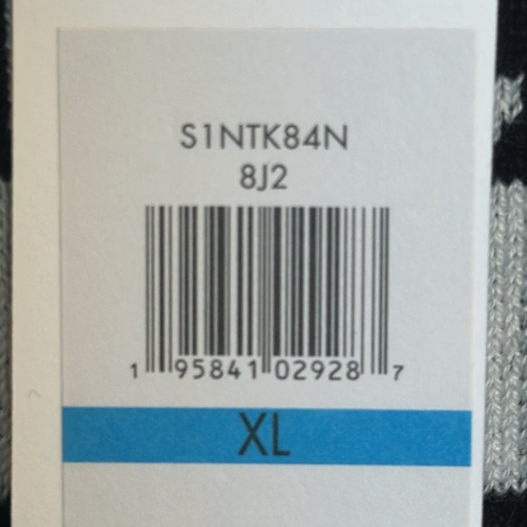 Calvin Klein - Picture 7 of 7